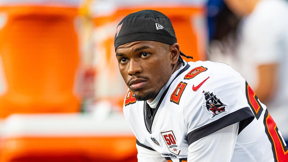 Bucs to waive Shilo Sanders after ejection from punching Bills player: report Hobart Accountants
