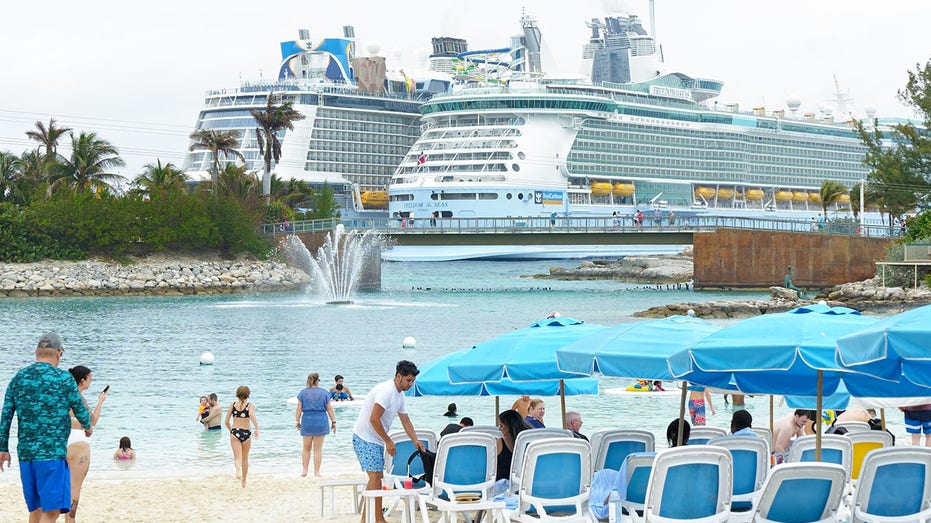 Disappointed cruise passengers erupt as alcohol ban affects major voyages Hobart Accountants